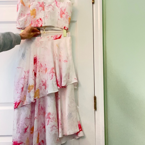 BCBG crop Top Matching Skirt NWT - Picture 5 of 7